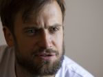 Aktivista z Pussy Riot je v nemocnici pre možnú otravu; jeho stav je vážny