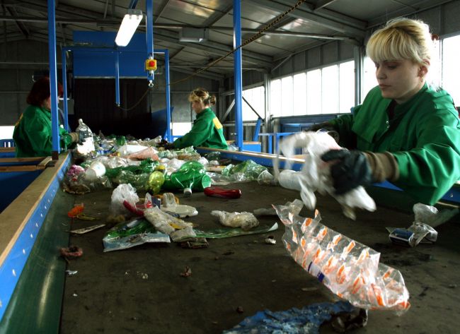 Slovensku hrozí, že nesplní svoj záväzok v roku 2020 recyklovať polovicu odpadu