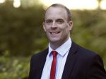 Britský minister preferuje brexit bez dohody pred úzkymi zväzkami s EÚ