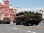 Rusko zverejnilo zábery z dodávky raketového systému S-300 do Sýrie
