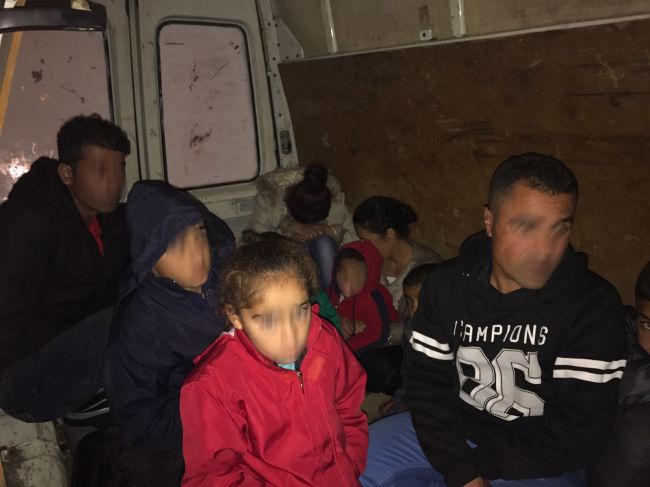 Česká diplomacia vyzvala kamionistov, aby si vozidlá strážili pred migrantmi