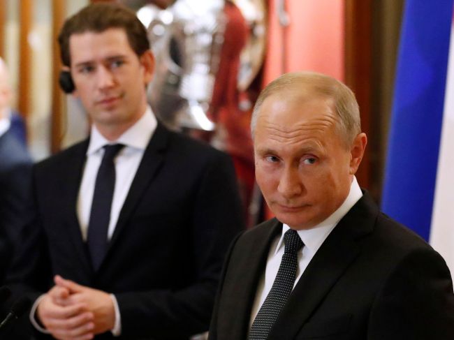 Putin a Kurz ocenili dobrú spoluprácu Ruska a Rakúska v oblasti energetiky