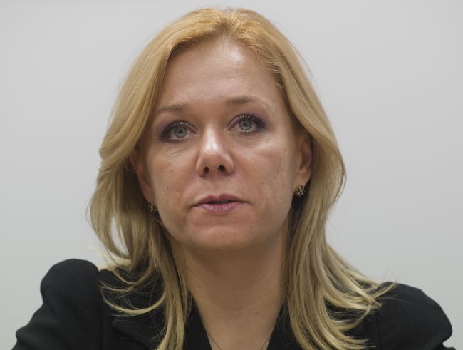 Opozícia vyzýva premiéra na odvolanie Sakovej, nevylučuje odvolávanie v NRSR