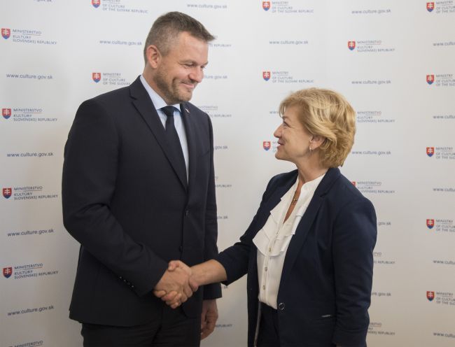 Ministerka kultúry Laššáková je osobou na správnom mieste, myslí si Pellegrini