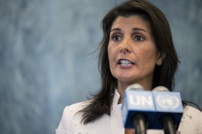 Veľvyslankyňa USA pri OSN Nikki Haleyová neočakávane odstúpila