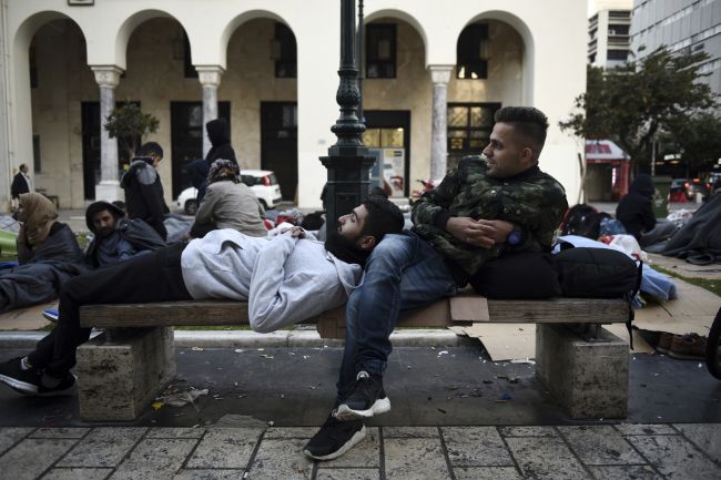 EÚ dá Grécku 24,1 milióna eur na ochranu a vzdelávanie maloletých migrantov
