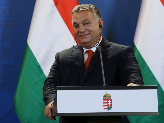 Americkí demokrati vyjadrili obavy o nezávislosť médií v Maďarsku