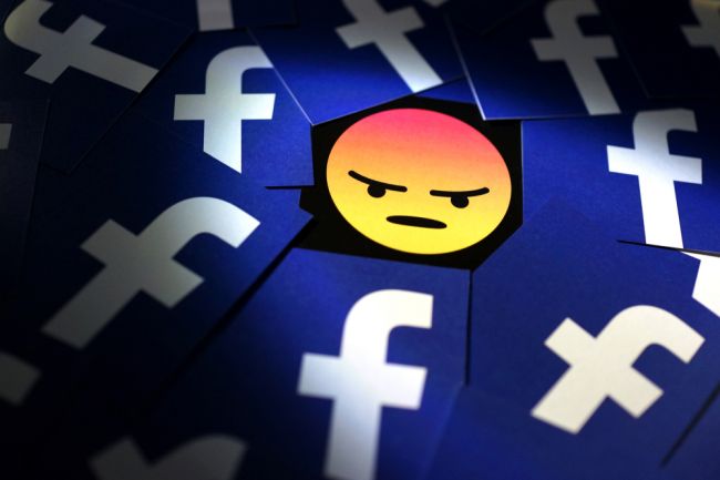 Facebook priznal, že hackeri prenikli do 29 miliónov účtov