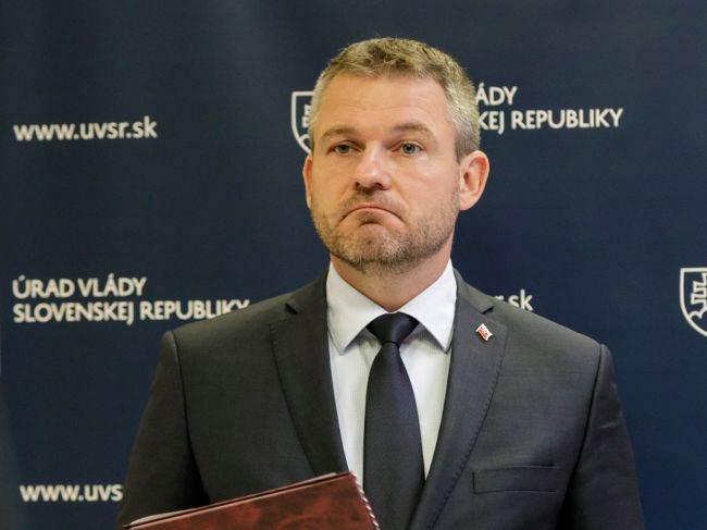 Premiér: Vlády by mali mať možnosť prehodnotiť nastavenie dôchodkového stropu