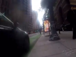 Video: Vodič si chcel skrátiť cestu cez cyklochodník. Okamžite to oľutoval