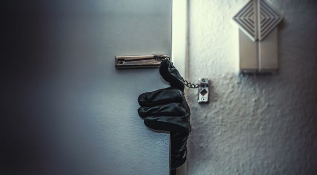 Bývalý detektív prezrádza najúčinnejšie tipy, ako sa vyhnúť zlodejom v domácnosti