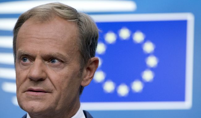 Tusk varoval Poliakov pred rizikom odchodu Varšavy z EÚ