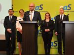 SaS: Slovensko sa neustále vracia na pomyselný začiatok Nežnej revolúcie