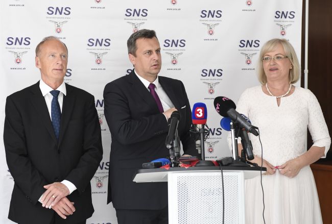 SNS žiada, aby sa v Marrákeši za Slovensko nikto fyzicky nezúčastnil