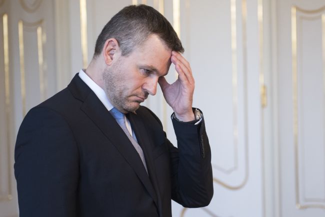 SNS verí premiérovi, že Slovensko do Marrákeša nepôjde