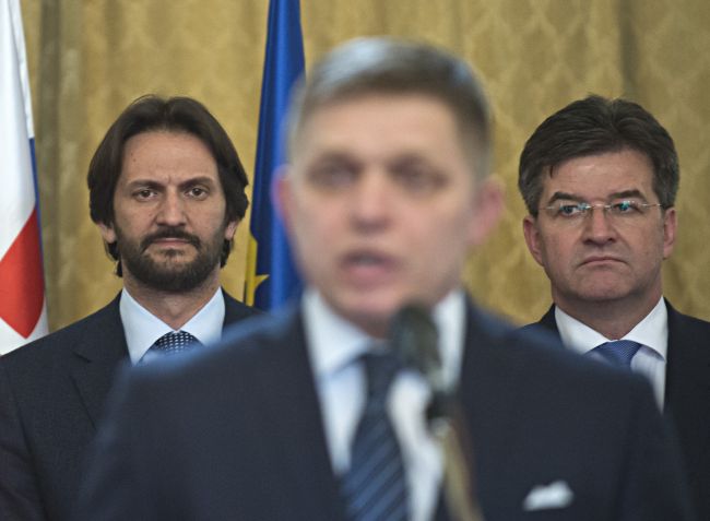 Kaliňák: Na odstúpenie ministra Lajčáka nie je absolútne dôvod