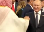 Video: Putin a saudskoarabský princ sa na summite G20 veselo privítali