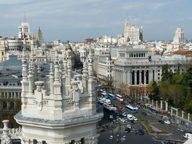 Madrid vykázal veľkú časť vozidiel zo svojho centra