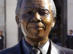 Pred piatimi rokmi zomrel prvý černošský prezident JAR Nelson Mandela