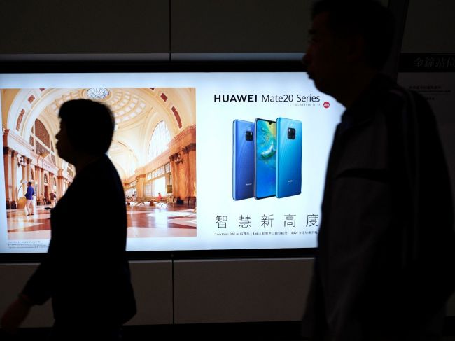 Zatknutie finančnej riaditeľky Huawei je neodôvodnené a ohavné