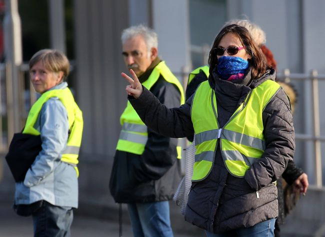 Francúzske úrady a polícia sa pripravujú na ďalšie kolo protestov žltých viest