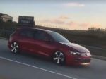 VIDEO: Toto je nový VW Golf bez maskovania!