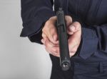 Nemecká polícia zastrelila 74-ročného muža, ide o zriedkavý prípad