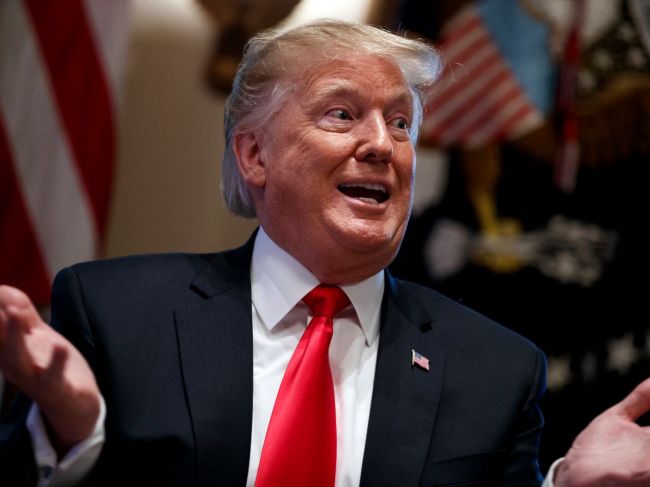 Trump oznámil, že dostal "skvelý list" od Kim Čong-una