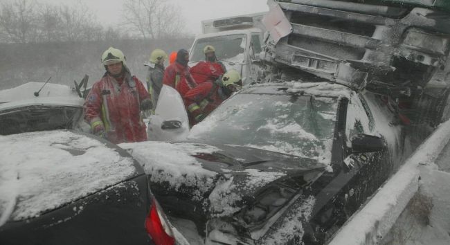 Hasičský a záchranný zbor smeruje do obcí zasiahnutých silným snežením