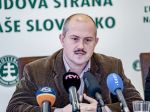 Kotleba podal trestné oznámenie pre nedostatočné zásoby posypovej soli