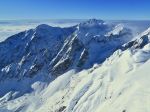 Vo Vysokých a Západných Tatrách je zvýšené lavínové nebezpečenstvo