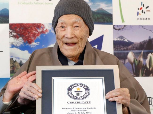 Vo veku 113 rokov zomrel najstarší žijúci muž na svete