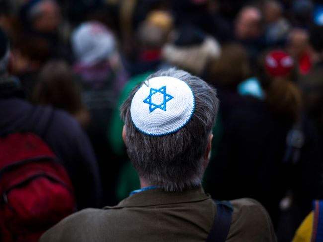 Antisemitizmus ako problém vníma len desatina mladých Slovákov