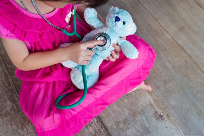 Lekári radia 5 pravidiel, ako vychovať zdravé dieťa