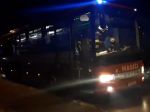 Video: 85 obyvateľov bytovky v Dunajskej Strede museli v noci evakuovať