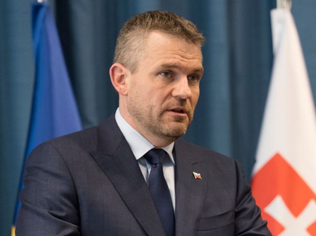 SaS: Vyzývame Pellegriniho, aby viac myslel na ľudí ako na svoje záujmy