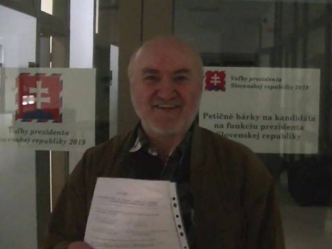 Danko sa stretne s poslancami, ktorí tvrdia, že ich Molnár podviedol