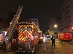 Video: Požiar budovy v Paríži neprežilo 10 ľudí