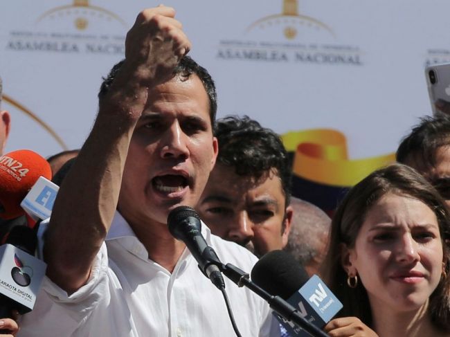 Zeman: Ak Guaidó požiada o cudziu intervenciu, skončí ako venezuelský Husák