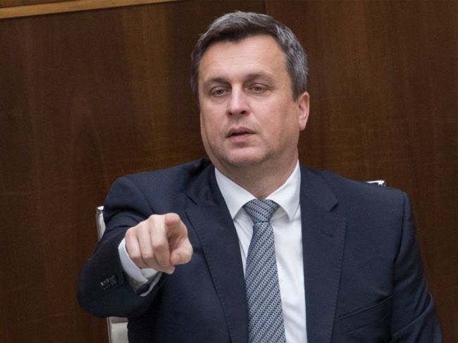 Danko: SNS sa prikláňa k verejnej voľbe kandidátov na ústavných sudcov