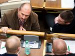Najvyšší súd SR zatiaľ nevytýčil termíny procesov s tromi poslancami za ĽSNS