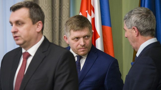 Most-Híd a SNS podporujú verejnú voľbu kandidátov na sudcov ÚS, Smer-SD tajnú