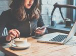 Prieskum: Mladí ľudia dôverujú viac blogom ako tradičným médiám