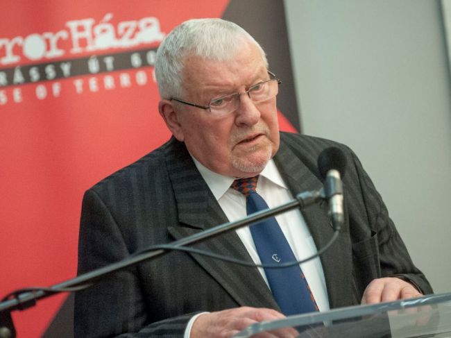 Zomrel bývalý rektor Univerzity Komenského a politológ Miroslav Kusý