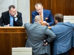 Opozičné strany idú rokovať o kandidátoch na ÚS, diskusie avizovala aj koalícia