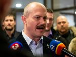SaS a OĽaNO sa ohradzujú voči konšpiráciám ĽSNS