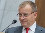 Podľa najnovšieho prieskumu by parlamentné voľby vyhral Smer, prekvapila Sme rodina