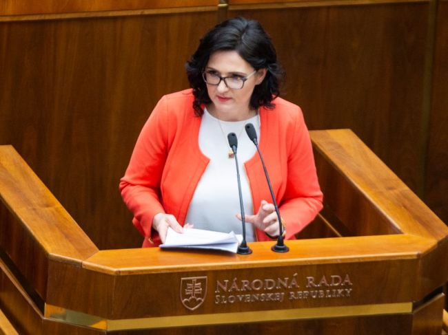 Lubyová odmieta obvinenia opozície, vidí za nimi politizáciu