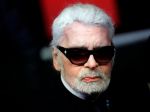 Zomrel svetoznámy módny návrhár Karl Lagerfeld