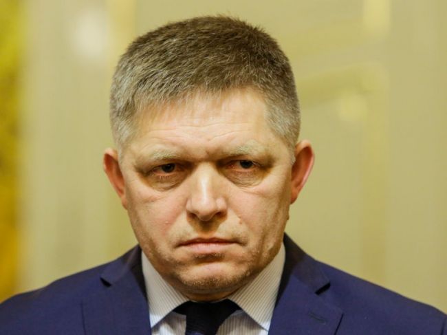 Fico sa vraj nepozná s Vadalom, obvinenia podľa neho majú zakryť Kiskove podvody